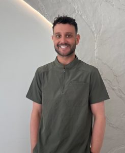 CURTIS MEET THE TEAM